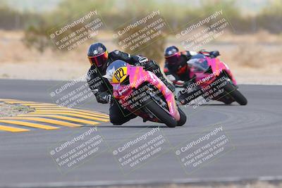 media/Sep-11-2022-SoCal Trackdays (Sun) [[81b7e951af]]/Turn 5 (1110am)/